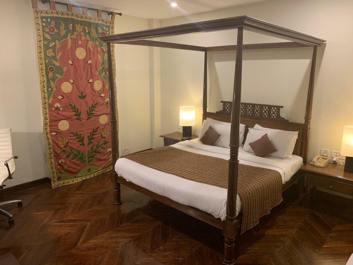 The Manohar Hyderabad Hotel Exterior foto